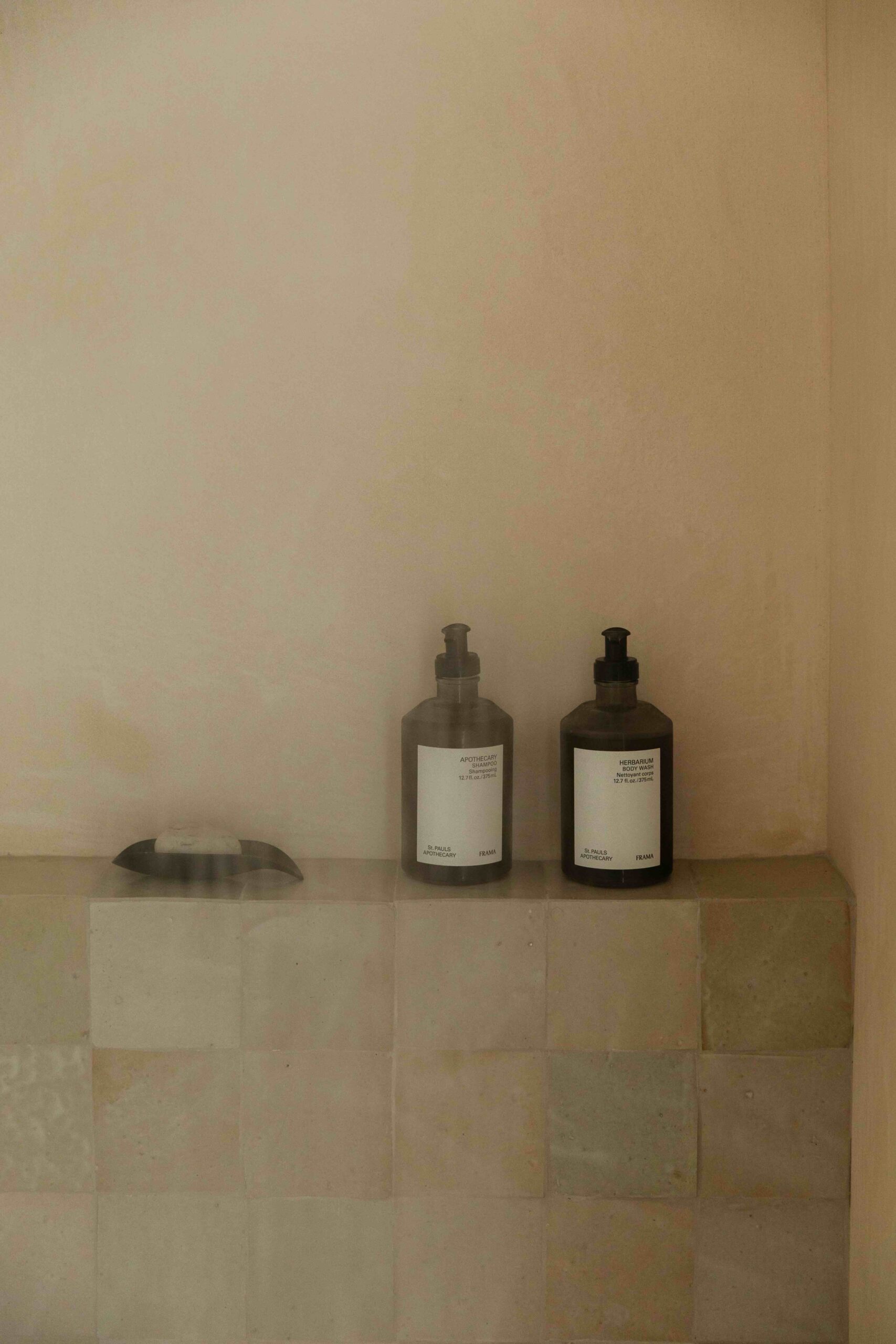 Tactile minimalism: A shower room reimagined